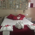 招待所 Boutique Luna De Gavin 库列拉